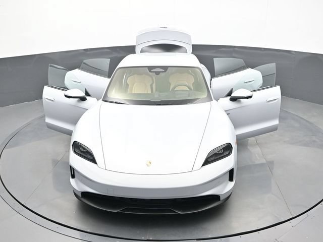 New 2026 Porsche Taycan RWD image 33