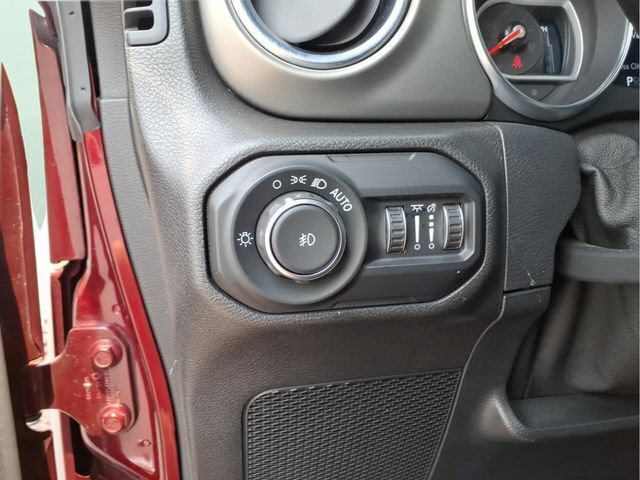Used 2021 Jeep Wrangler Rubicon w/ LED Lighting Group AWD/4WD image 21