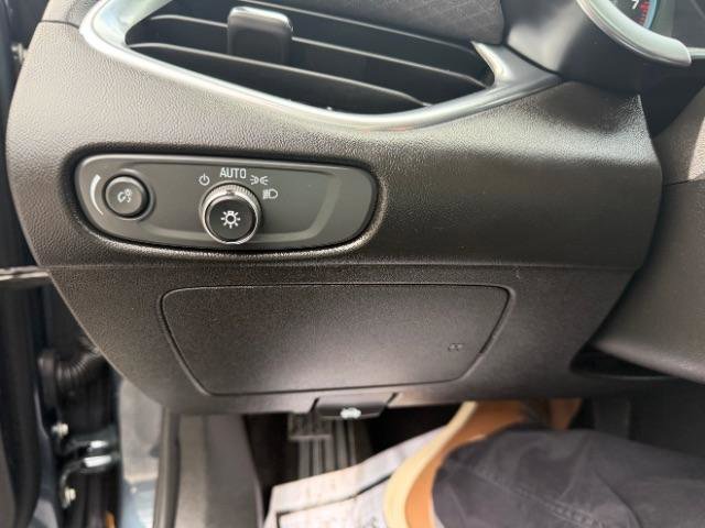 Used 2021 Chevrolet Malibu LT image 22