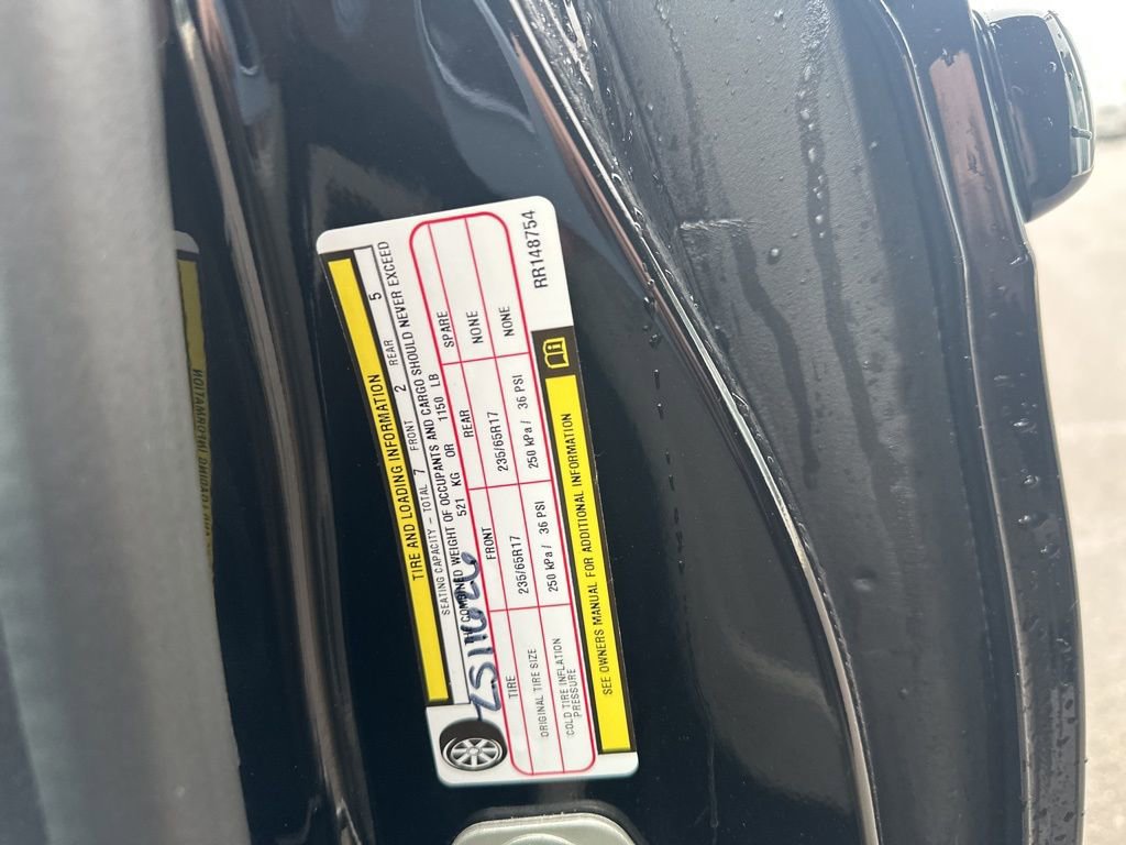 Used 2024 Chrysler Pacifica Touring-L image 13