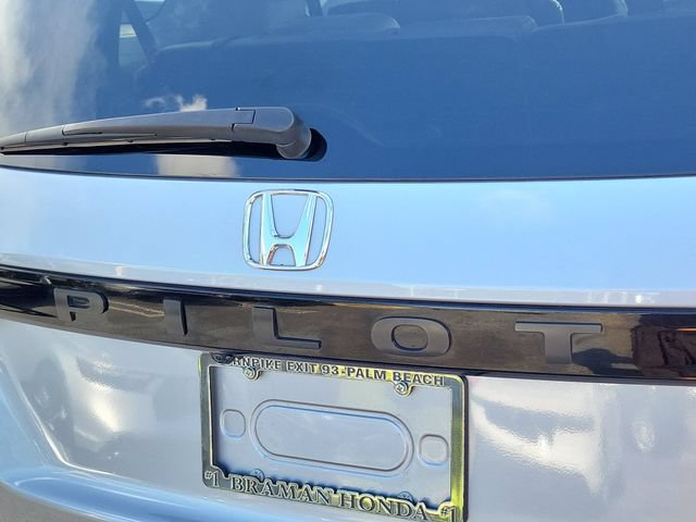 Certified 2024 Honda Pilot EX-L image 8