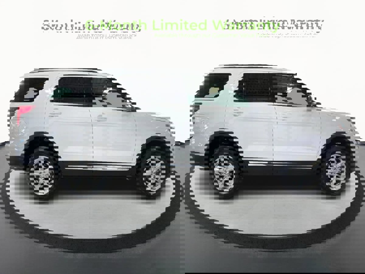 Used 2017 Ford Explorer XLT AWD/4WD image 8