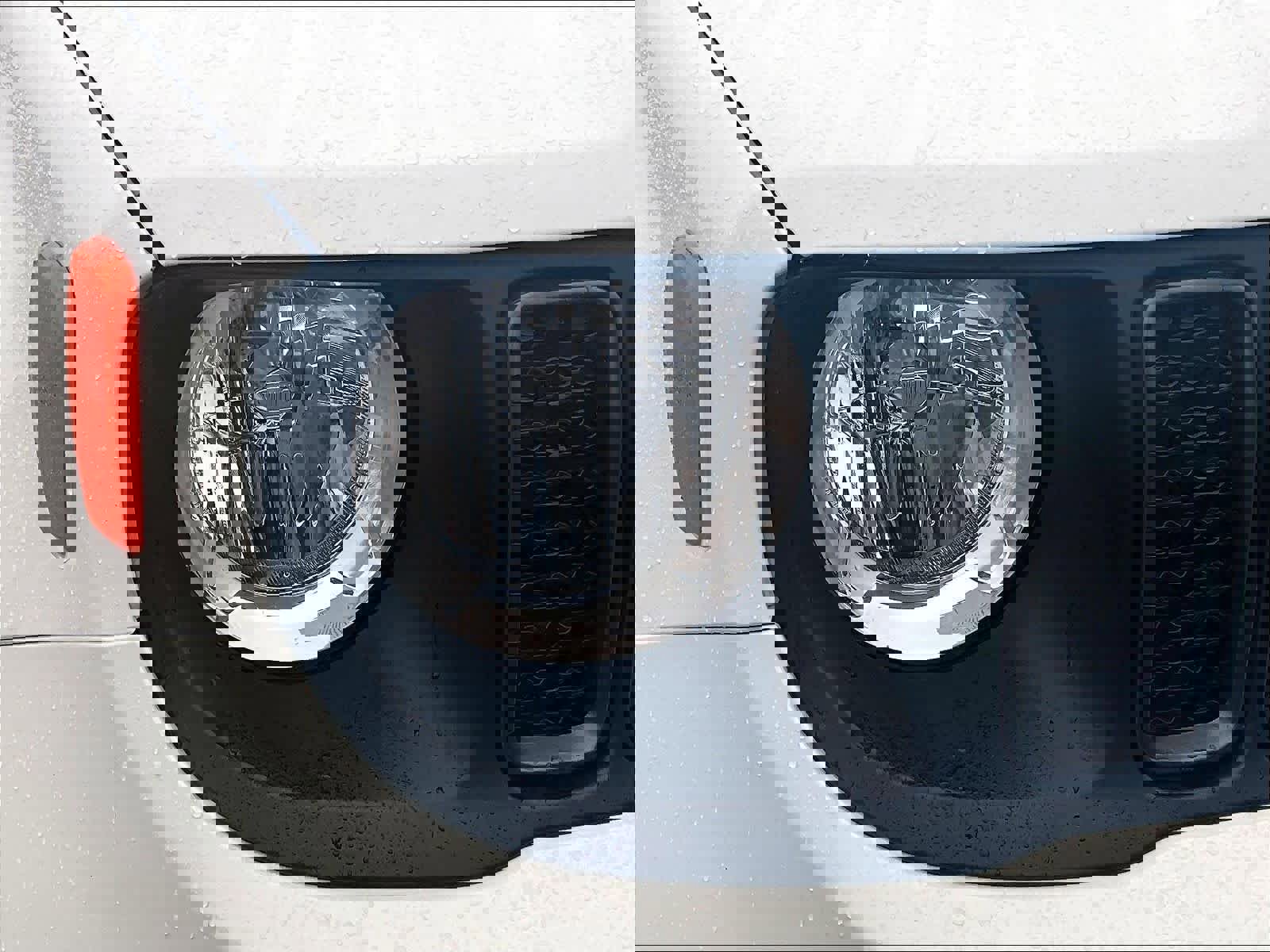 Used 2023 Jeep Renegade Trailhawk image 32