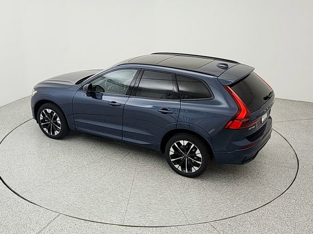 New 2026 Volvo XC60 B5 Plus w/ Climate Package PRO AWD/4WD image 35