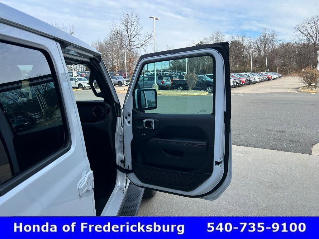 Used 2023 Jeep Wrangler High Altitude image 19