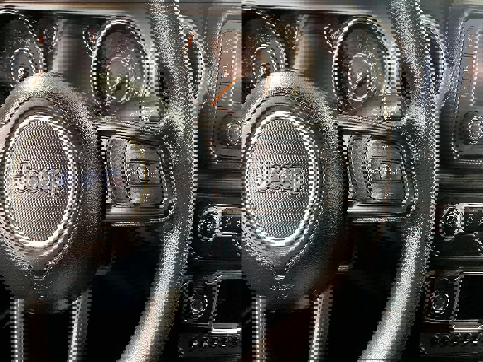 Used 2021 Jeep Wrangler Sport AWD/4WD image 23