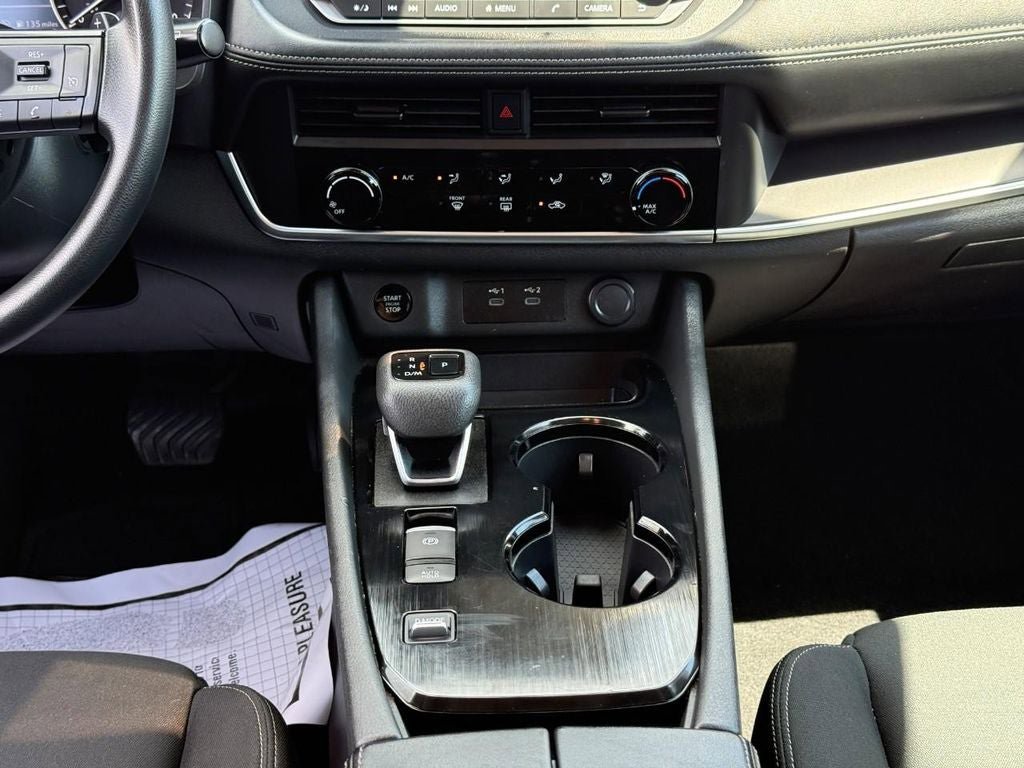Used 2024 Nissan Rogue S FWD image 13