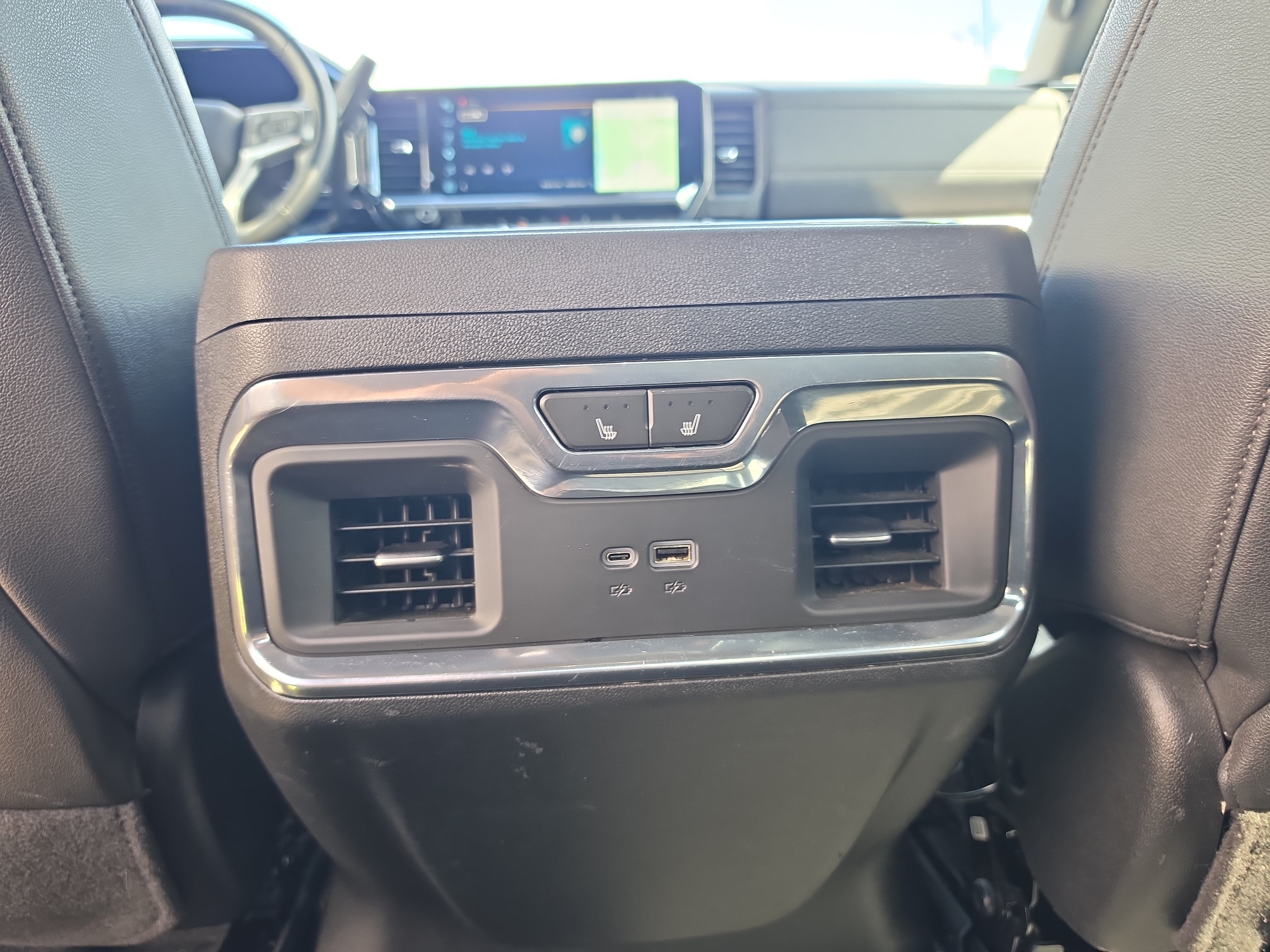 Used 2024 Chevrolet Silverado 2500 LTZ w/ LTZ Plus Package AWD/4WD image 17