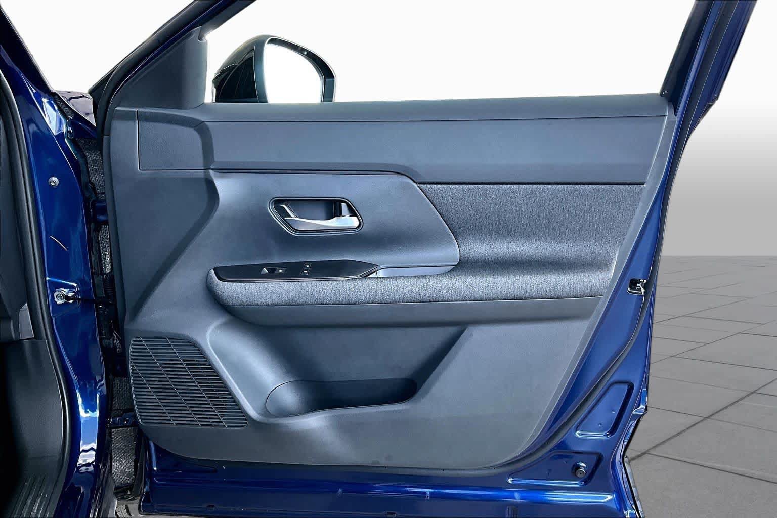 Certified 2026 Nissan Kicks SV FWD image 22