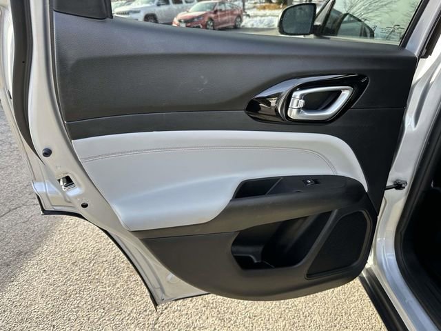 Certified 2024 Jeep Compass Limited image 17