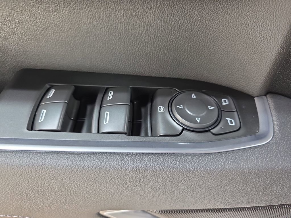 New 2026 GMC Sierra 1500 SLE image 26