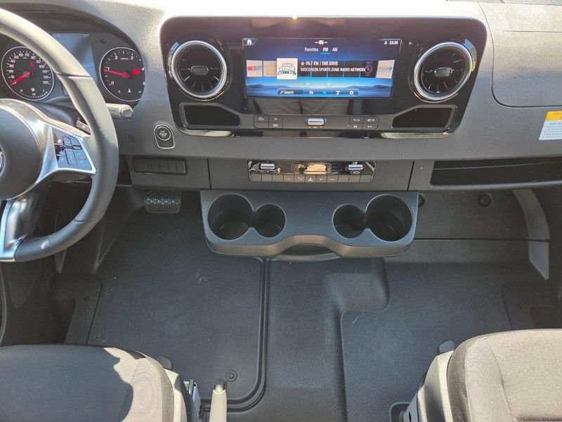 New 2026 Mercedes-Benz Sprinter 2500 image 7