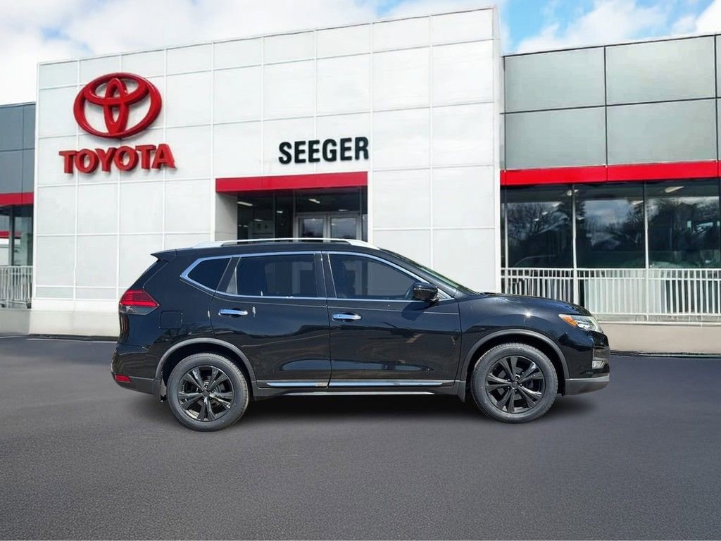 Used 2017 Nissan Rogue SL w/ SL Premium Package video 2