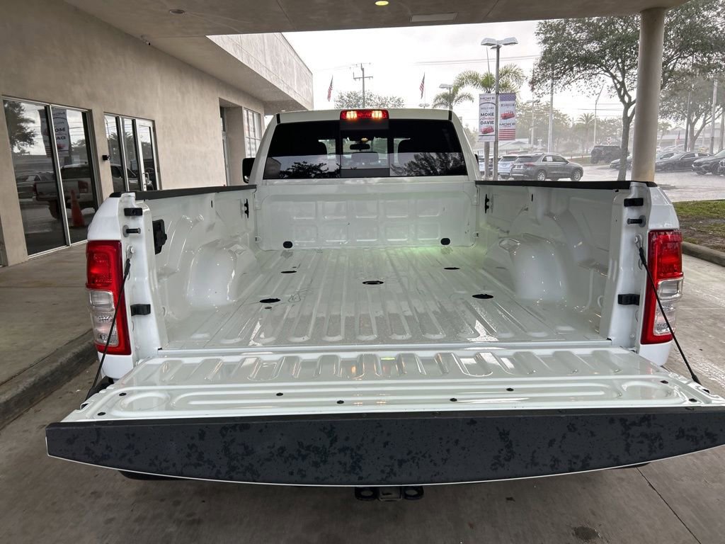 Used 2024 RAM 3500 Tradesman image 31