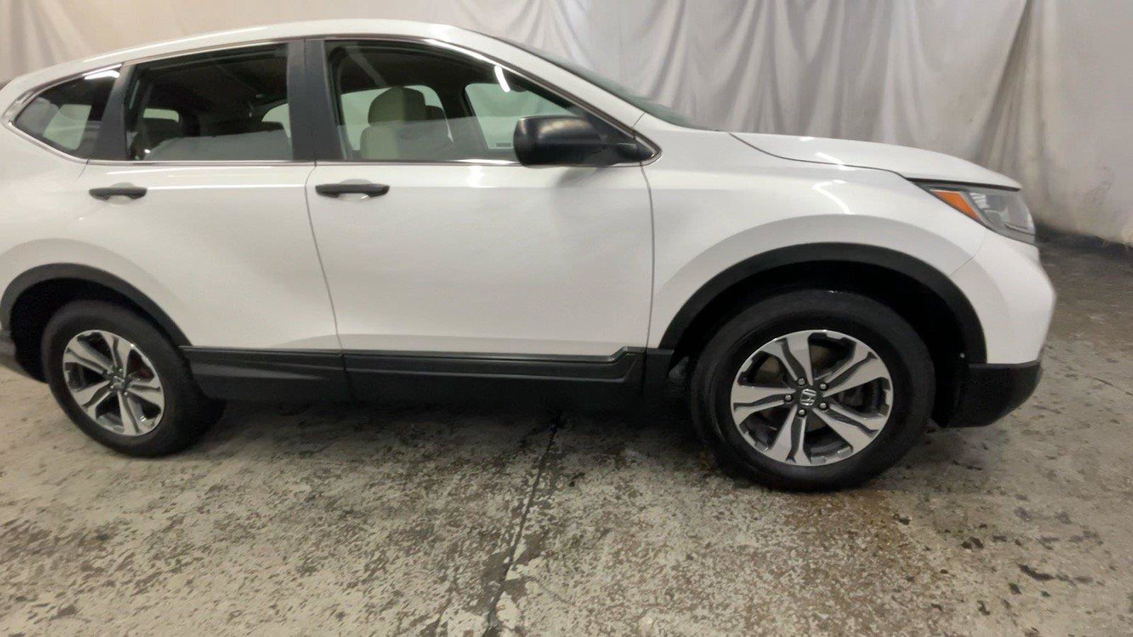 Used 2019 Honda CR-V LX image 3