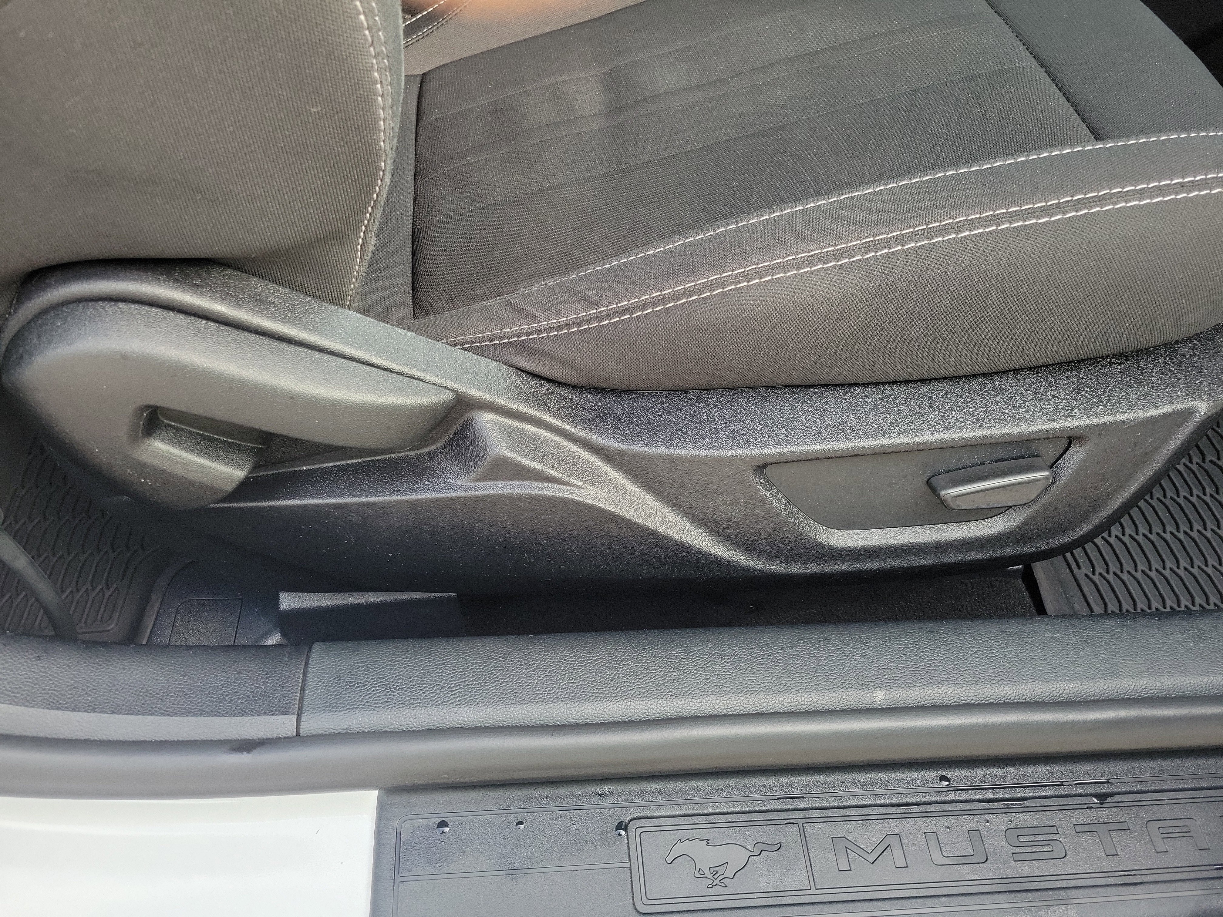 Certified 2021 Ford Mustang Coupe w/ Equipment Group 101A image 29