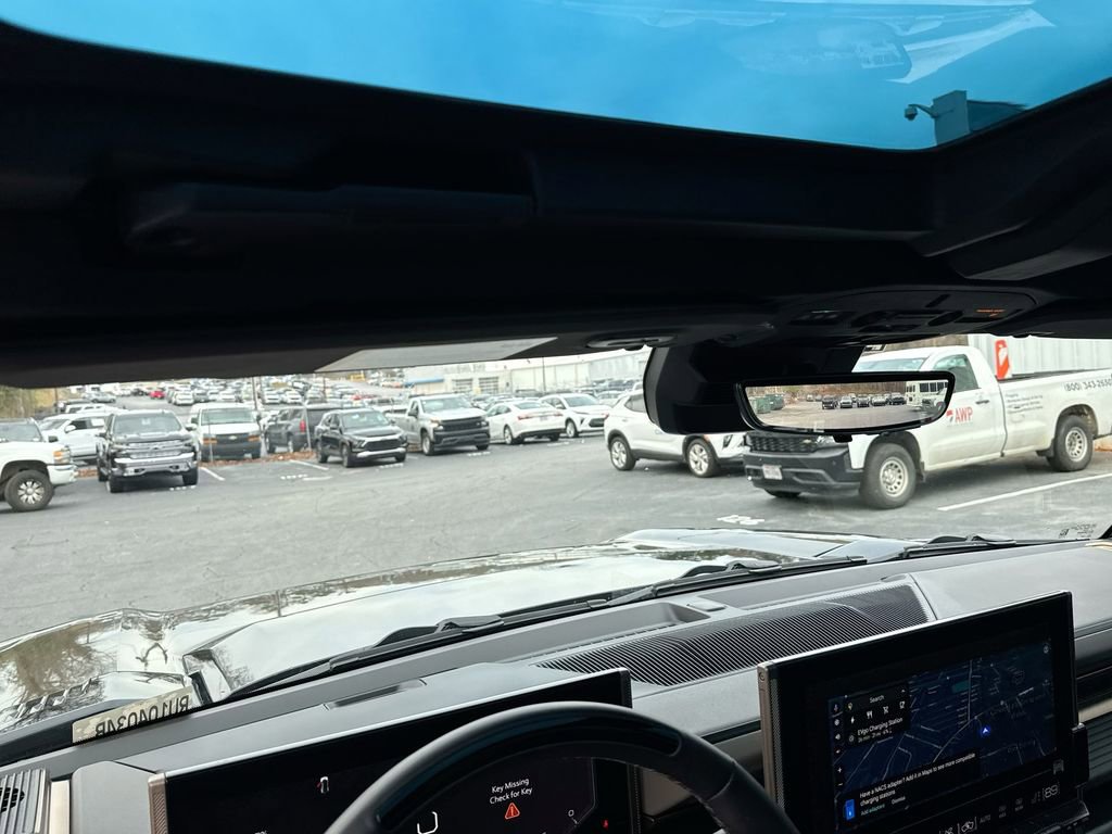 Used 2024 GMC Hummer EV 3X image 30