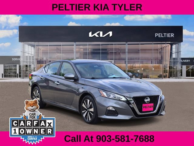 Used 2021 Nissan Altima 2.5 SV w/ SV Premium Package image 1