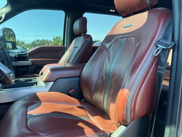 Used 2022 Ford F350 Platinum w/ Snow Plow Prep Package AWD/4WD image 20