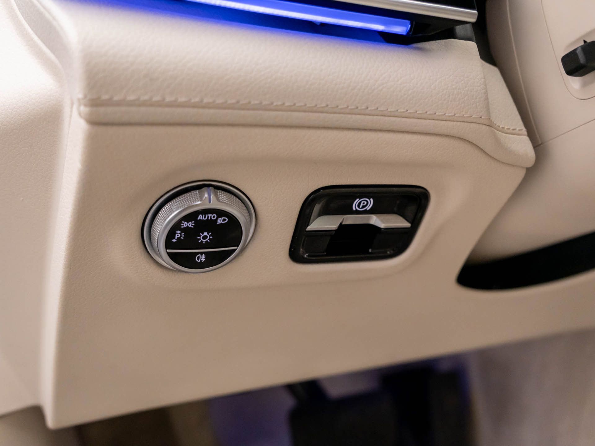 Used 2023 Mercedes-Benz EQS 580 4MATIC Sedan image 22