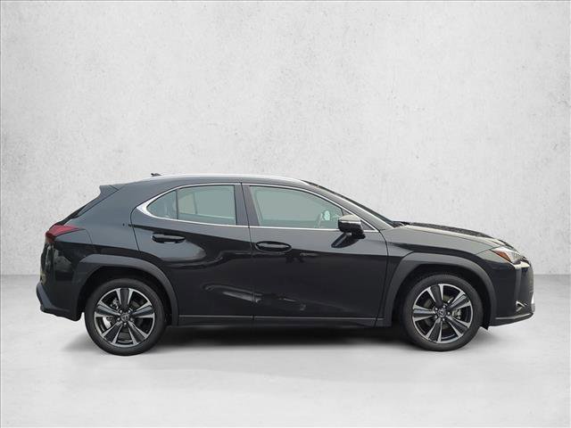 Used 2025 Lexus UX 300h FWD image 4