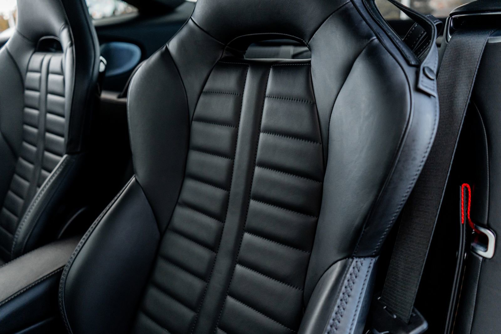 Used 2025 McLaren GTS image 30