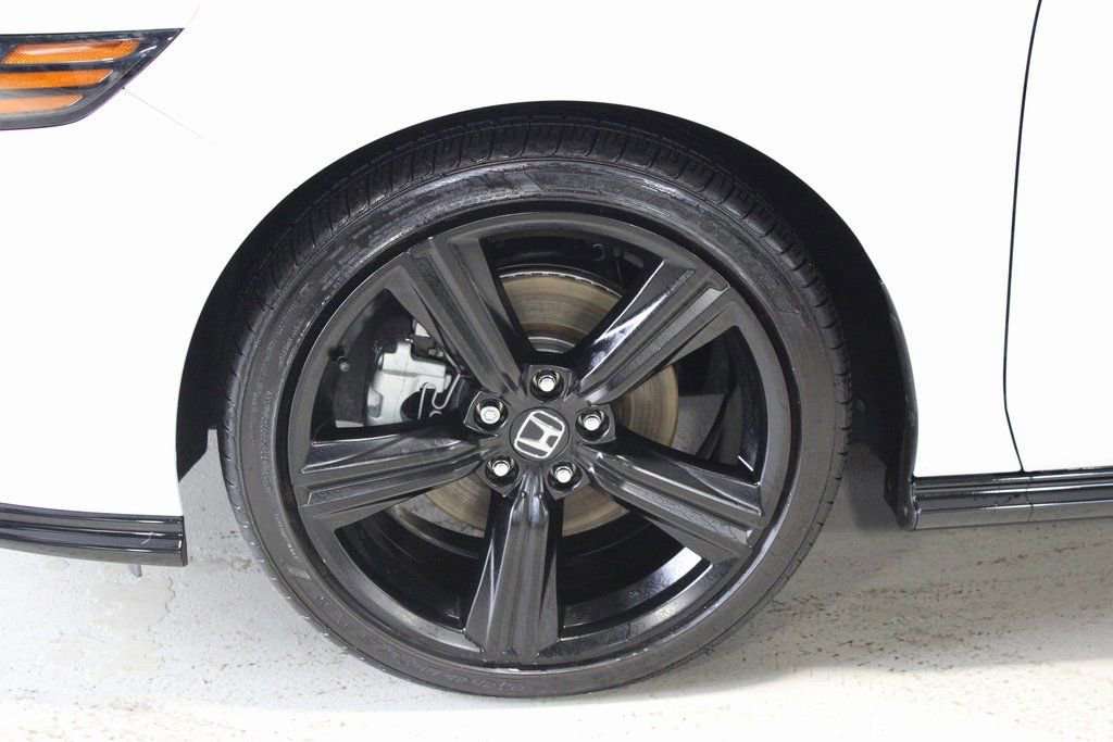 Used 2025 Honda Accord Sport image 6