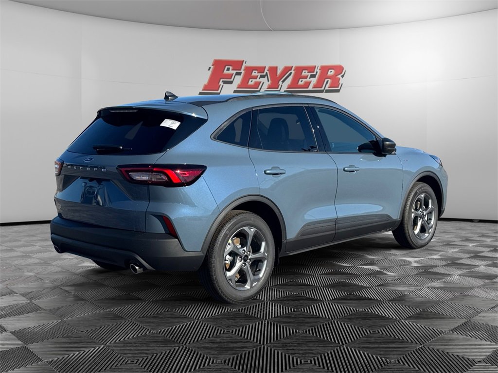 New 2026 Ford Escape ST-Line w/ Cold Weather Package image 7