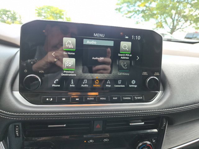 Used 2022 Nissan Rogue Platinum w/ Head-Up Display Package AWD/4WD image 24