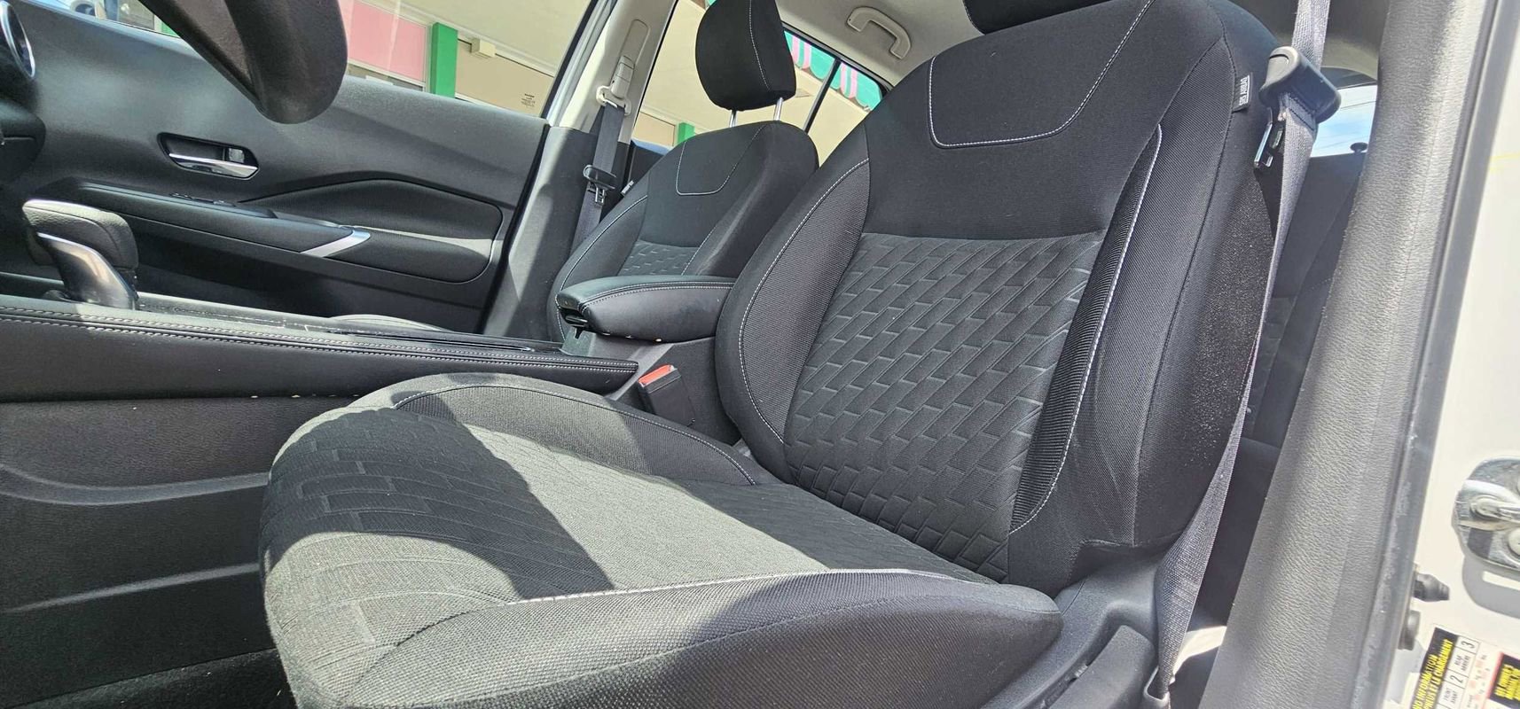 Used 2022 Nissan Kicks SV FWD image 28