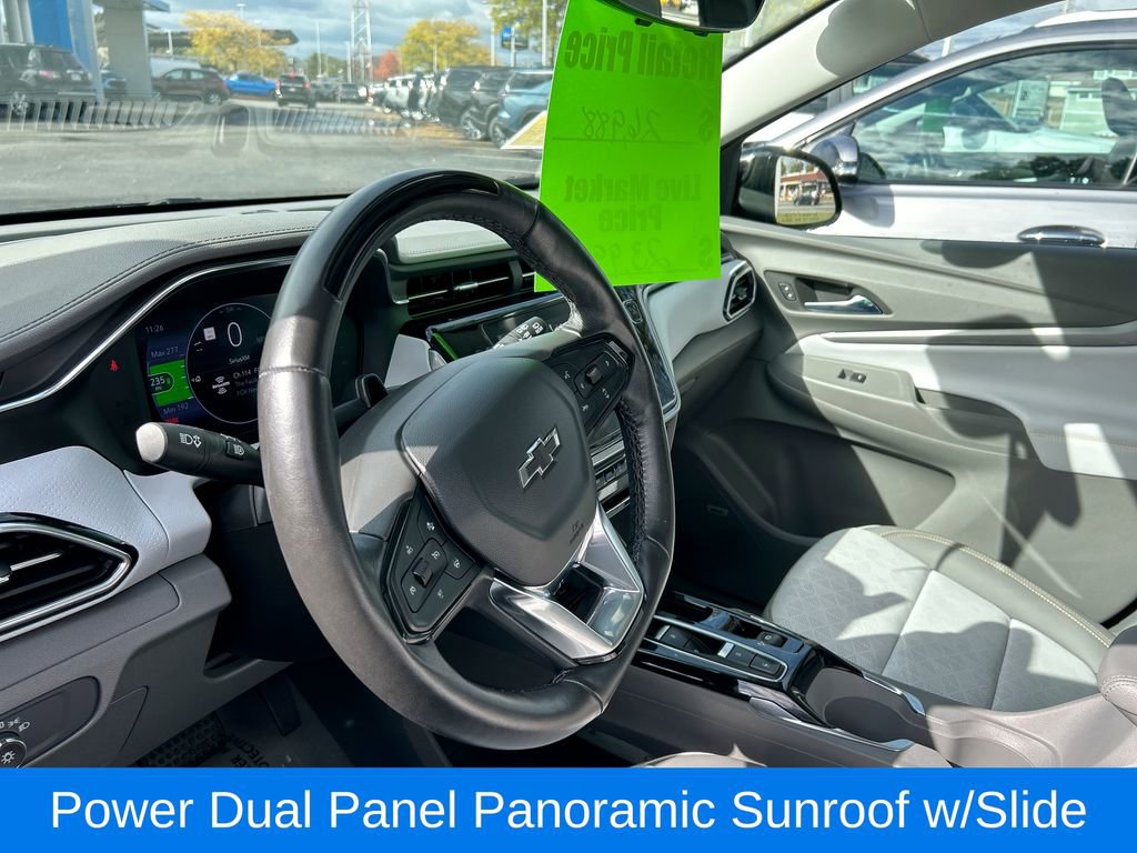 Certified 2022 Chevrolet Bolt EUV Premier w/ Launch Edition image 12