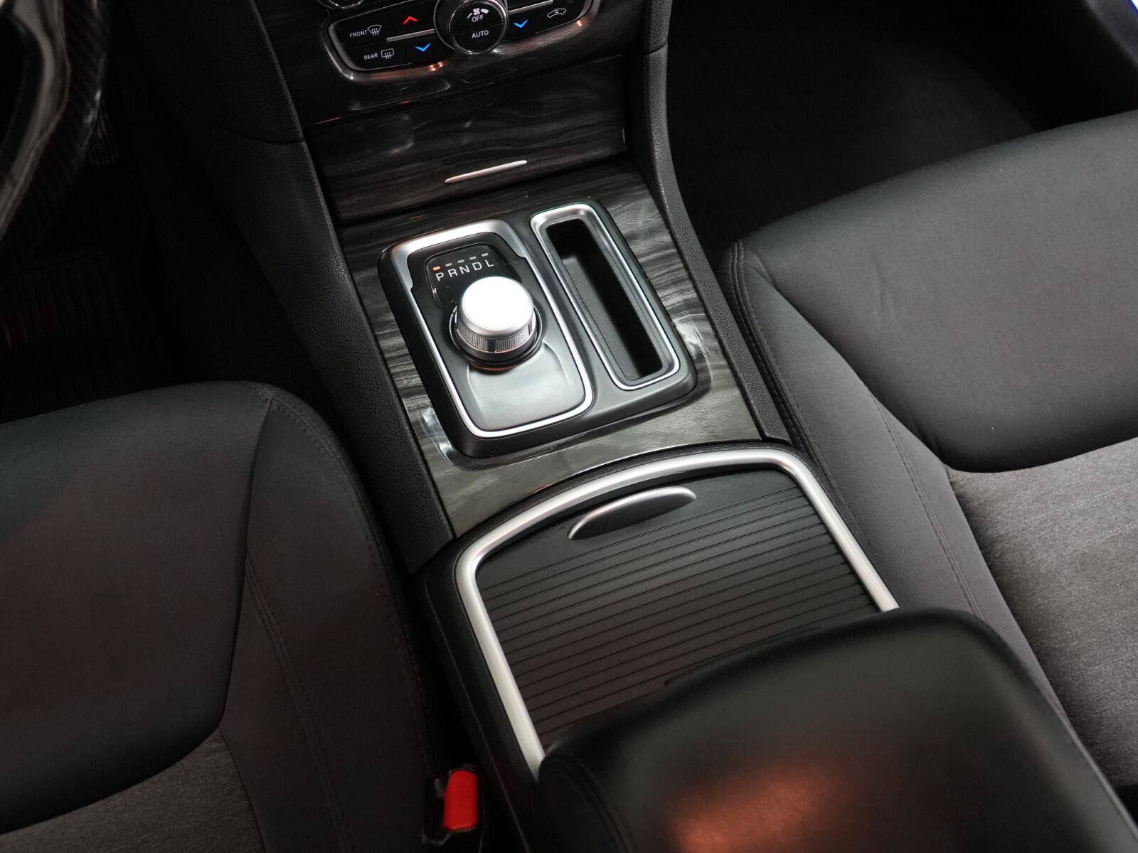 Used 2019 Chrysler 300 Touring w/ Sport Appearance Package RWD image 24