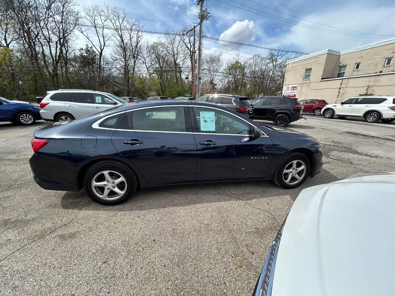 Used 2017 Chevrolet Malibu LS image 13