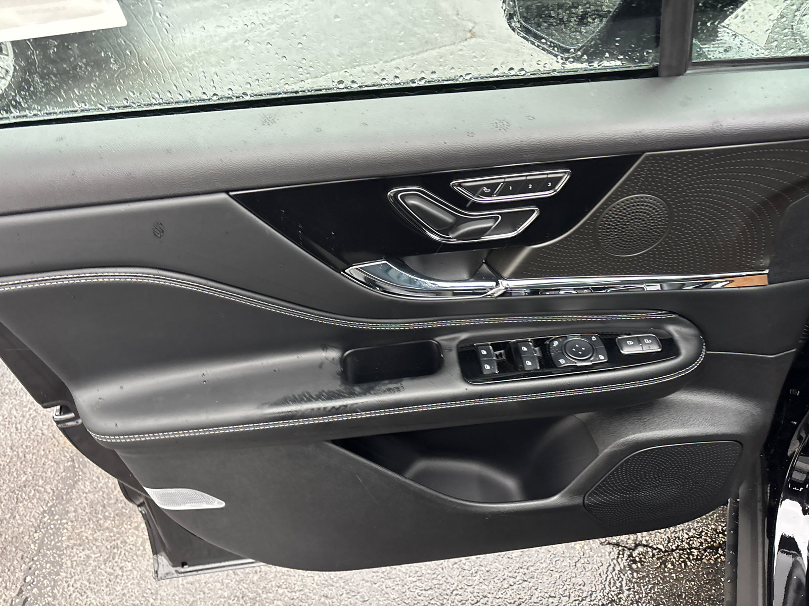 New 2026 Lincoln Corsair Grand Touring image 11