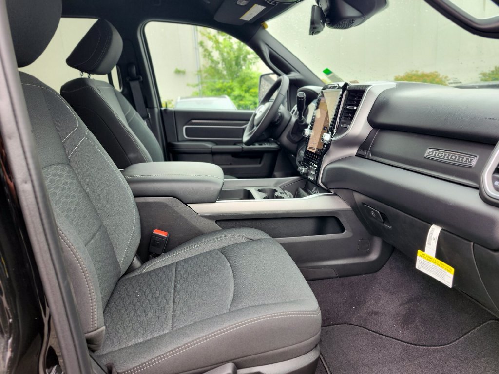 New 2026 RAM 2500 Big Horn AWD/4WD image 11