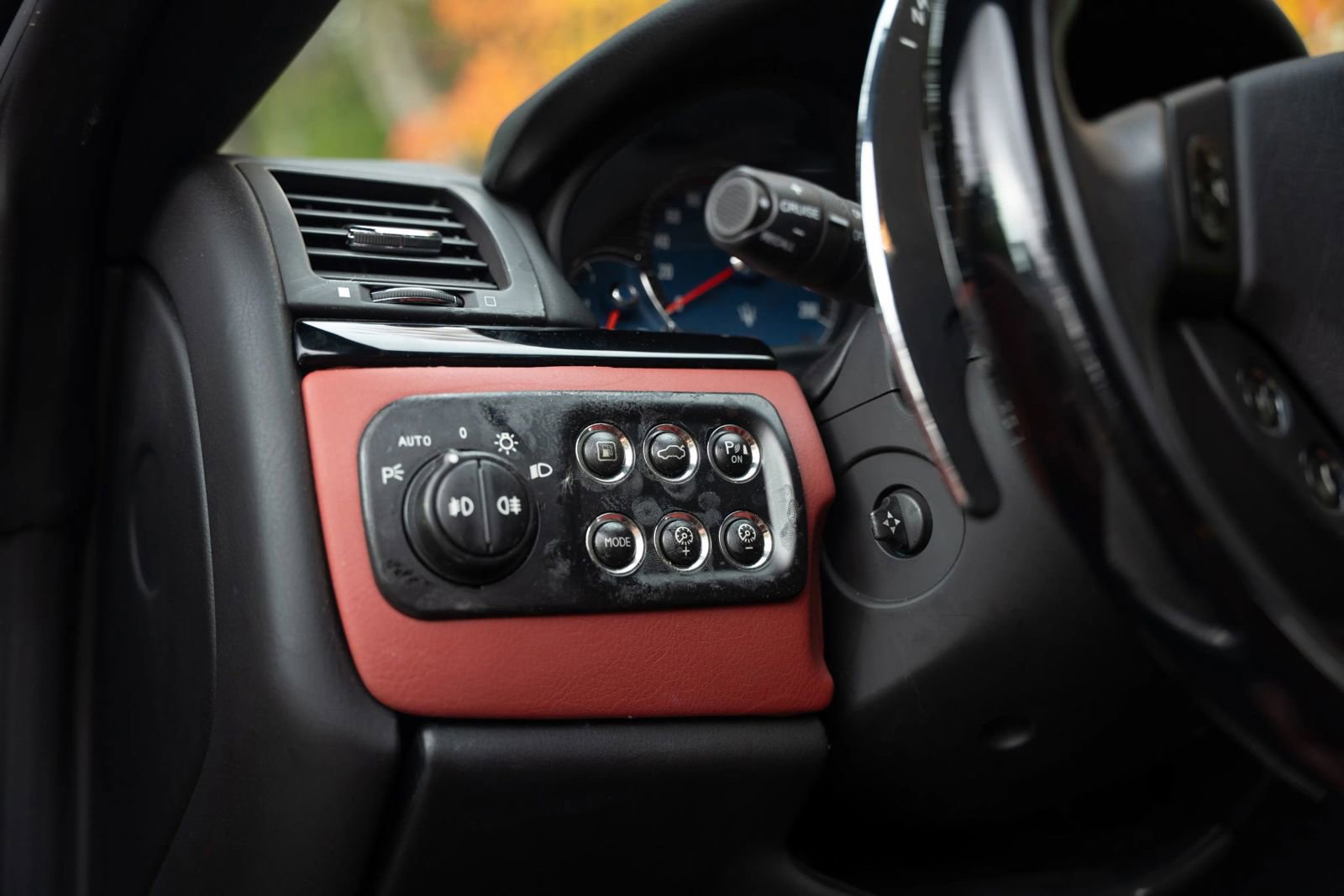 Used 2009 Maserati GranTurismo S image 8