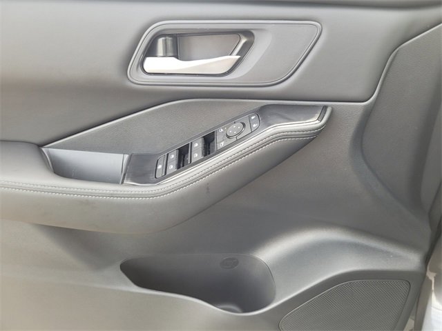 Used 2026 Nissan Rogue SV w/ Cold Weather Package image 19