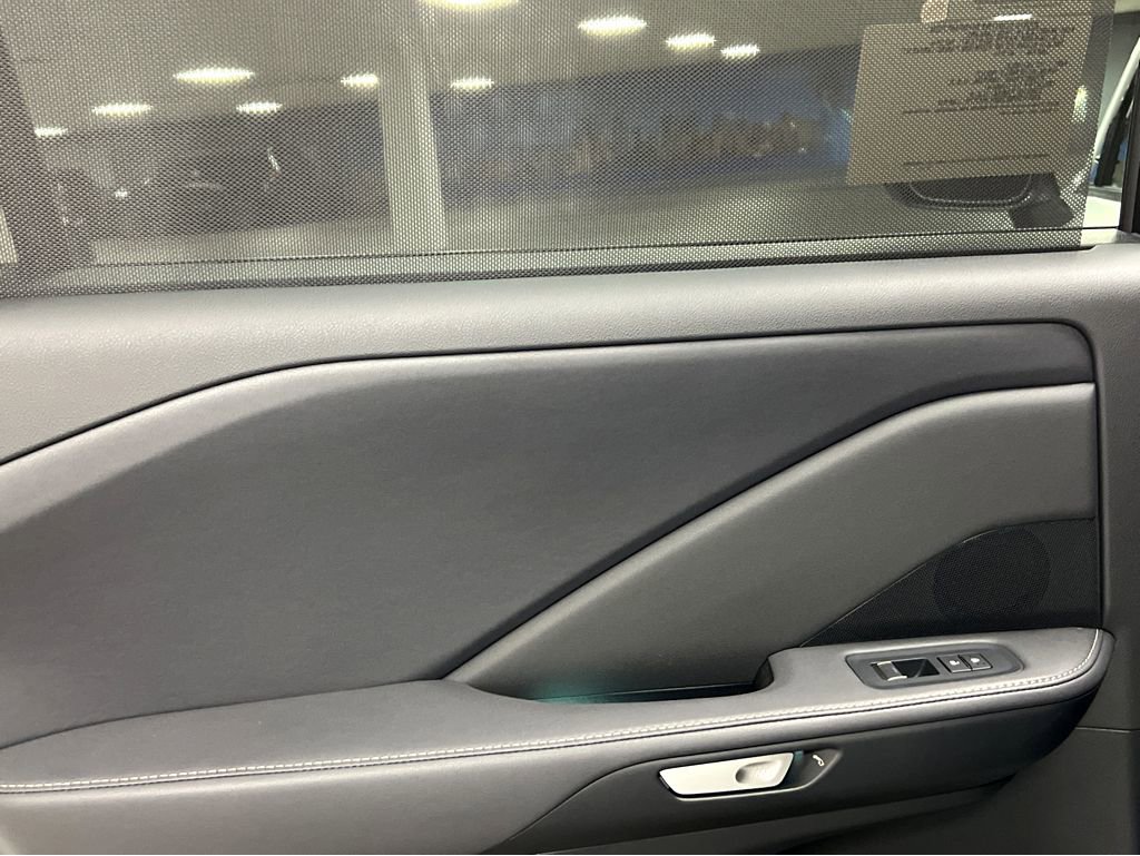 New 2026 Lexus TX 500h AWD image 17