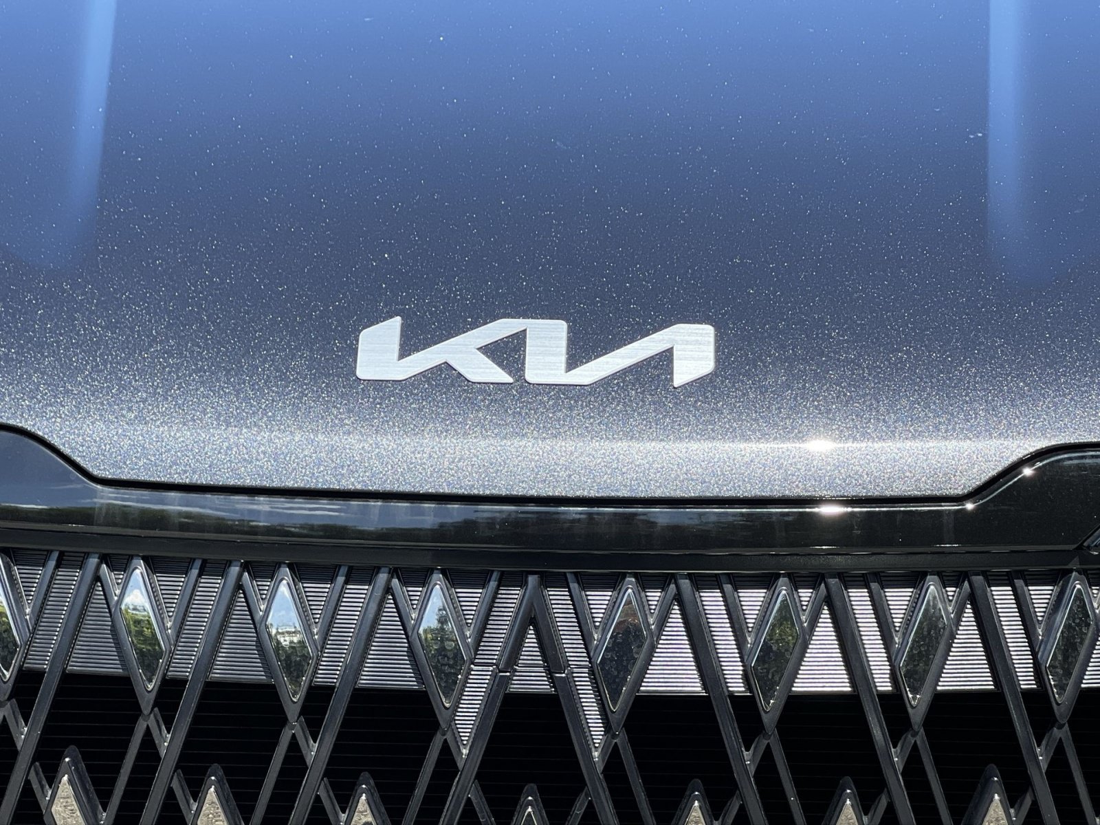 New 2027 Kia Carnival FWD image 12