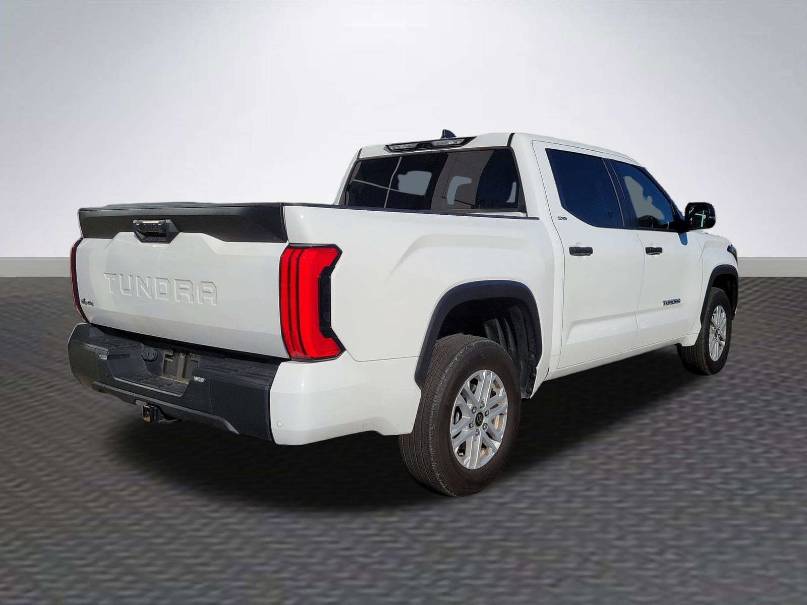 Used 2024 Toyota Tundra SR5 image 5