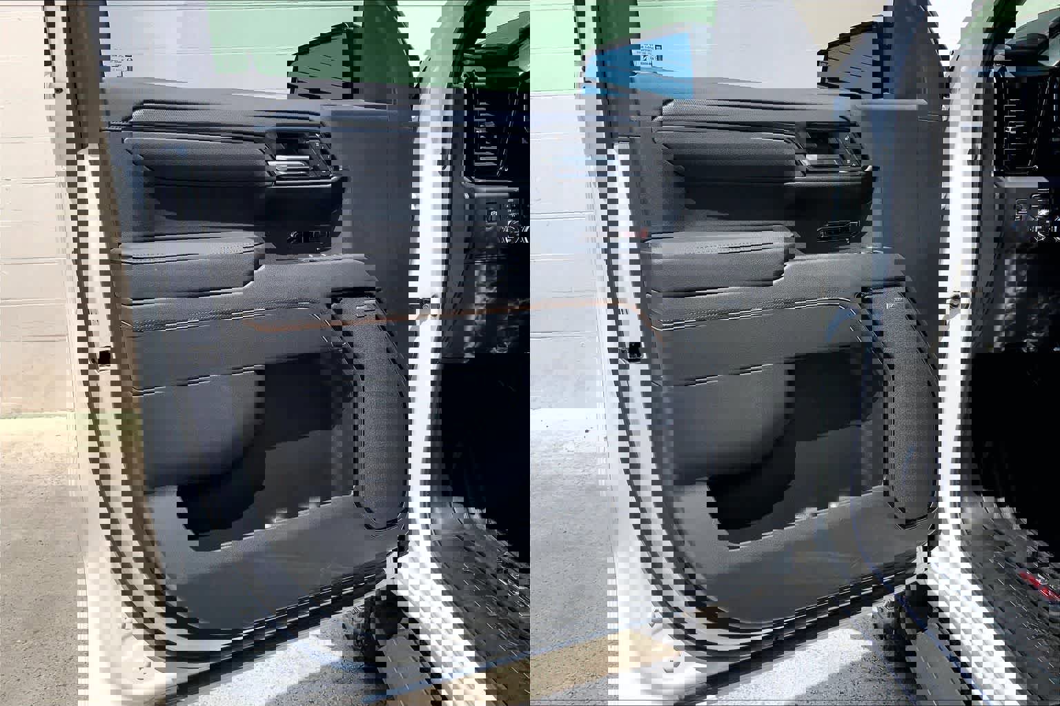 Used 2025 GMC Sierra 1500 AT4 w/ AT4 Premium Package AWD/4WD image 28