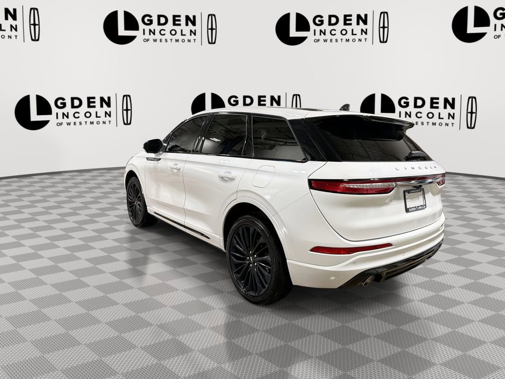 Used 2025 Lincoln Corsair FWD w/ Equipment Group 101A image 6