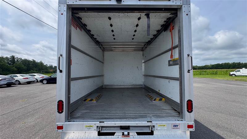 Used 2019 Ford Transit 350 138 RWD image 27