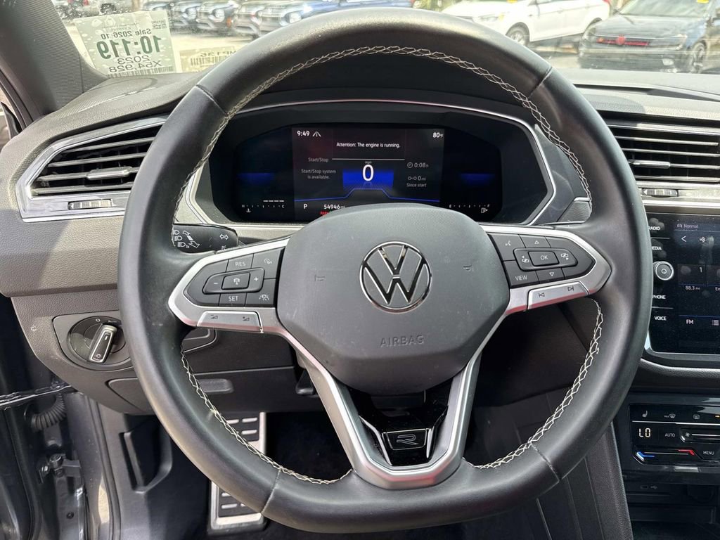 Used 2023 Volkswagen Tiguan SE R-Line image 40