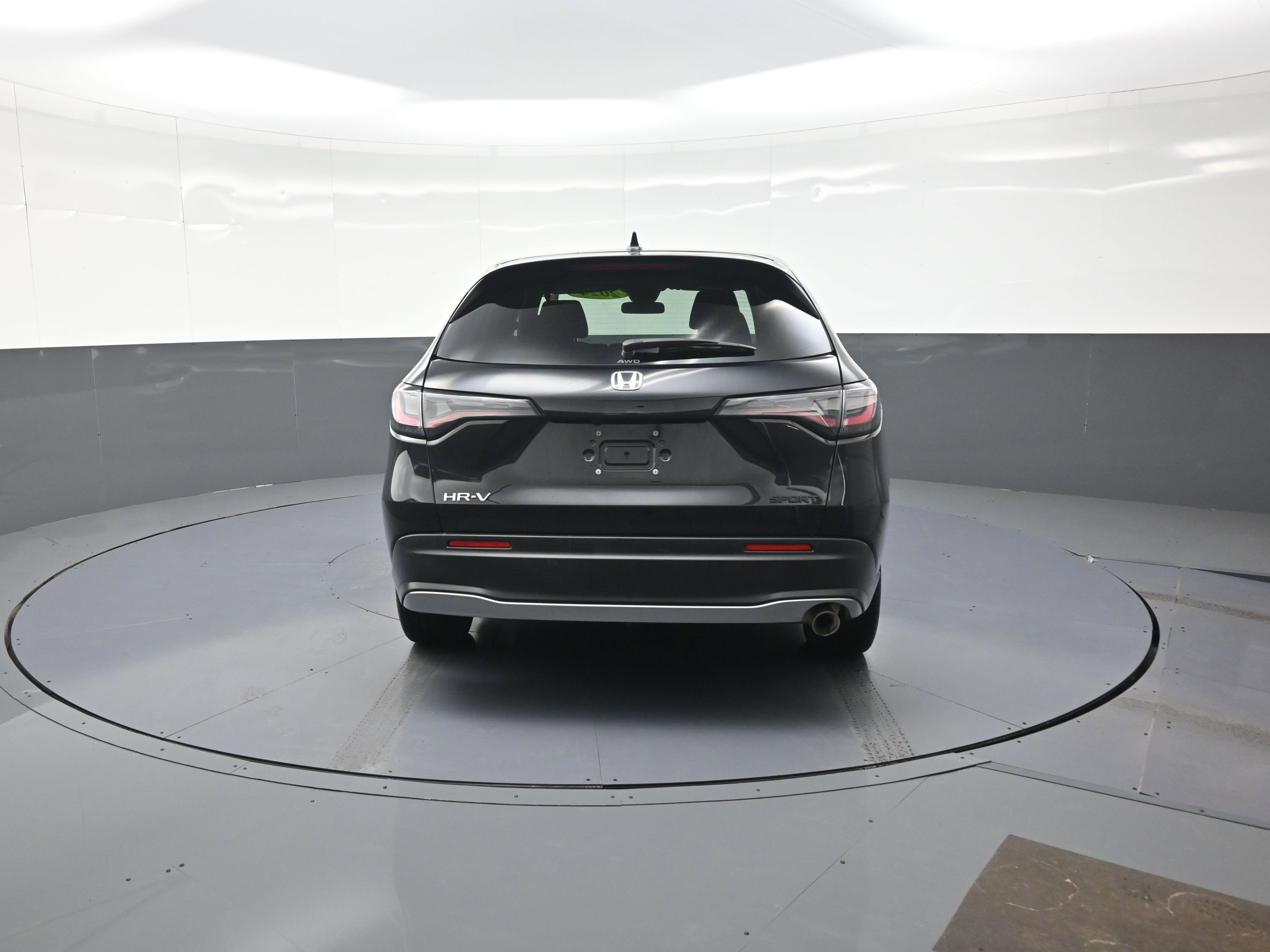 Used 2024 Honda HR-V Sport image 4