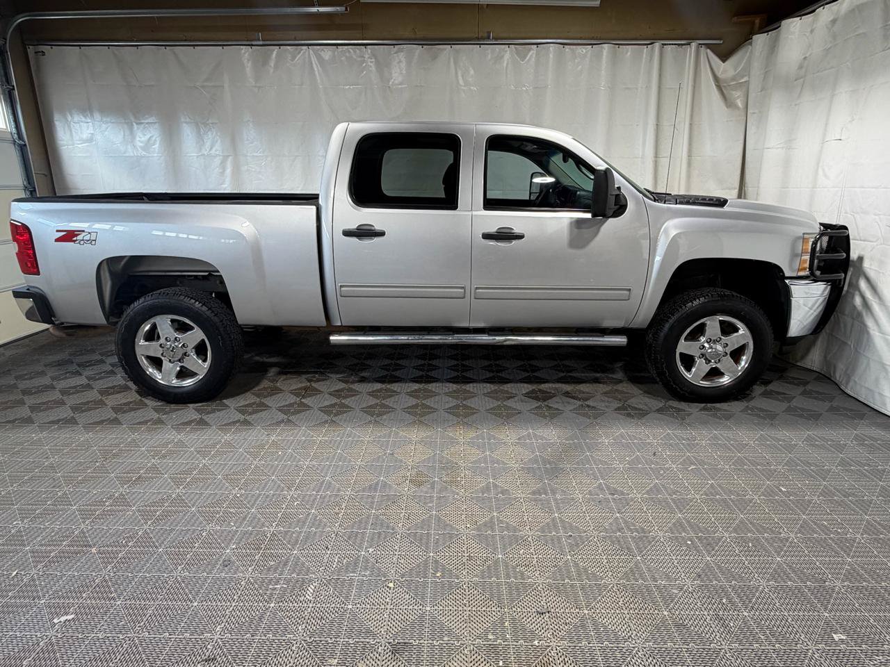 Used 2013 Chevrolet Silverado 2500 LT w/ Convenience Package AWD/4WD image 8
