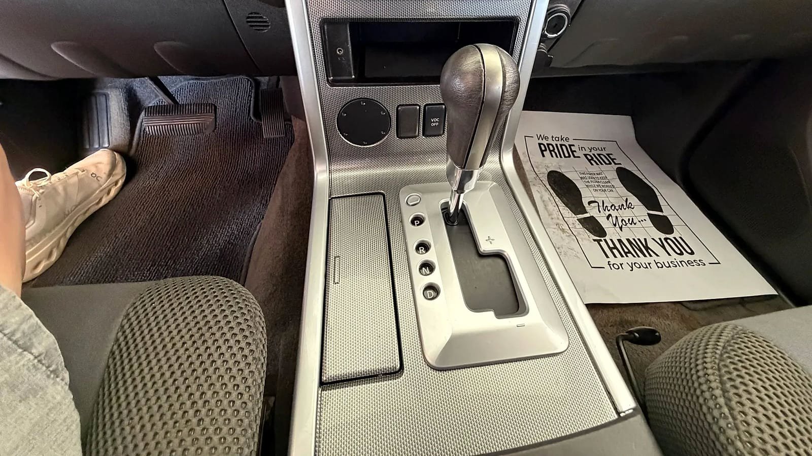 Used 2011 Nissan Pathfinder SV RWD image 28
