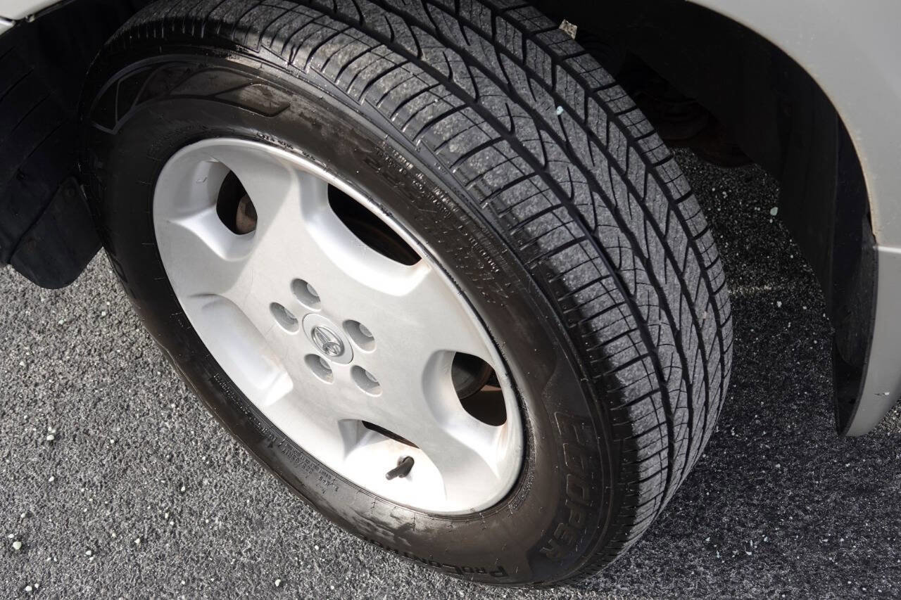 Used 2005 Toyota Highlander Limited AWD/4WD image 38