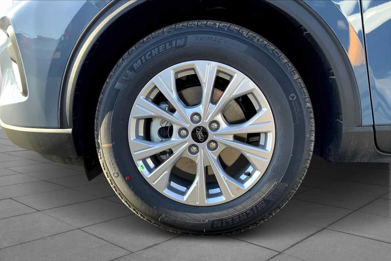 New 2026 Ford Escape Active FWD image 8
