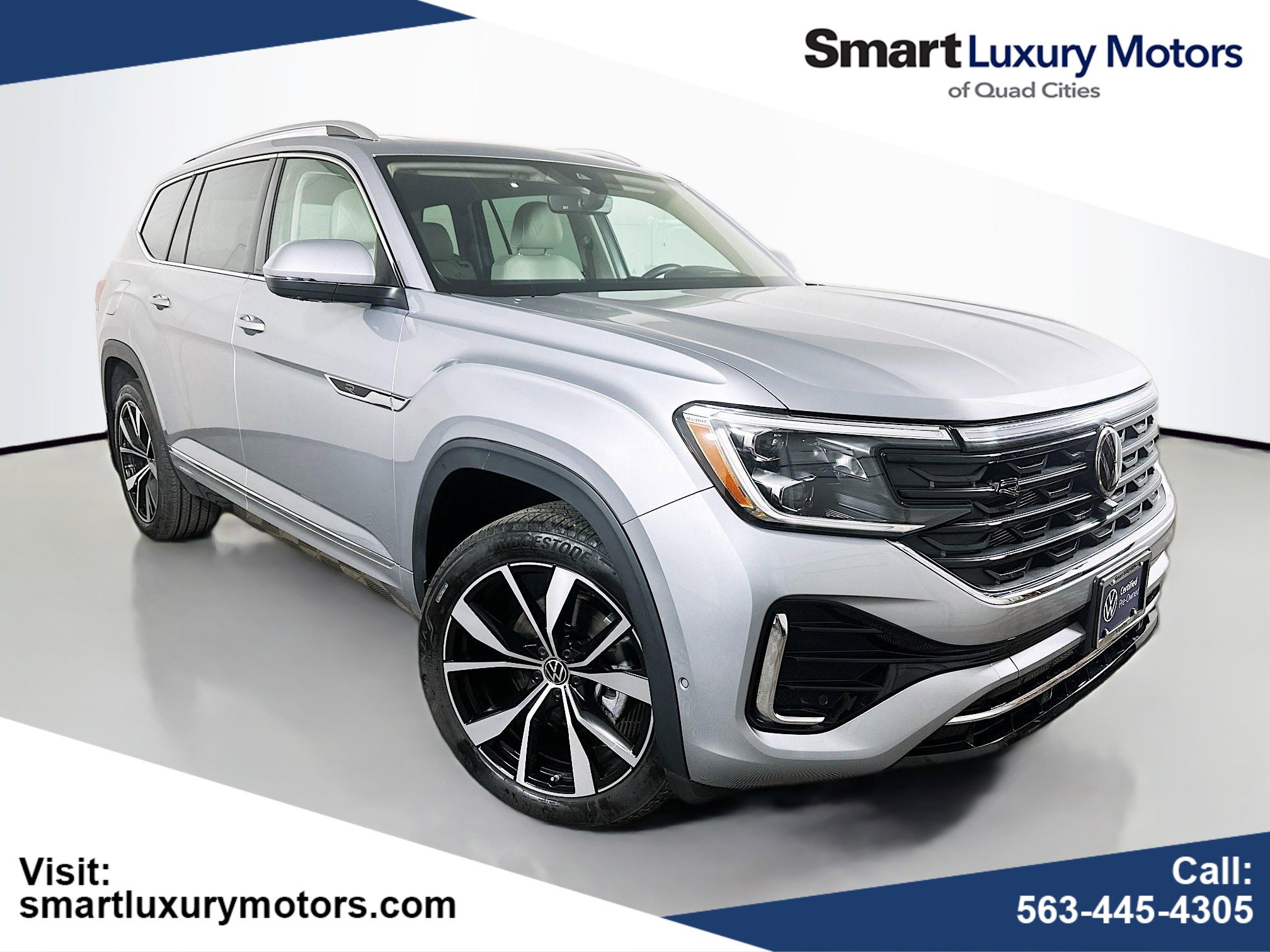 Certified 2025 Volkswagen Atlas SEL Premium R-Line image 1